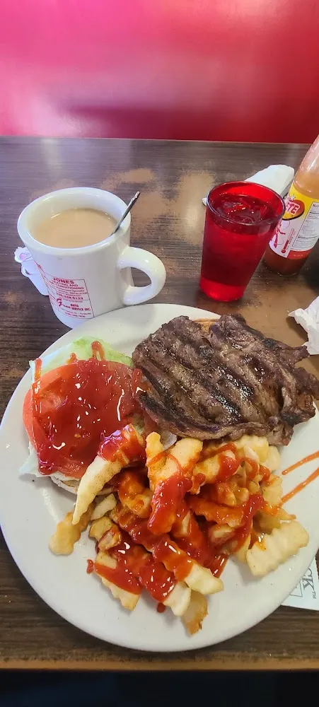 Rib Eye Steak Sándwich